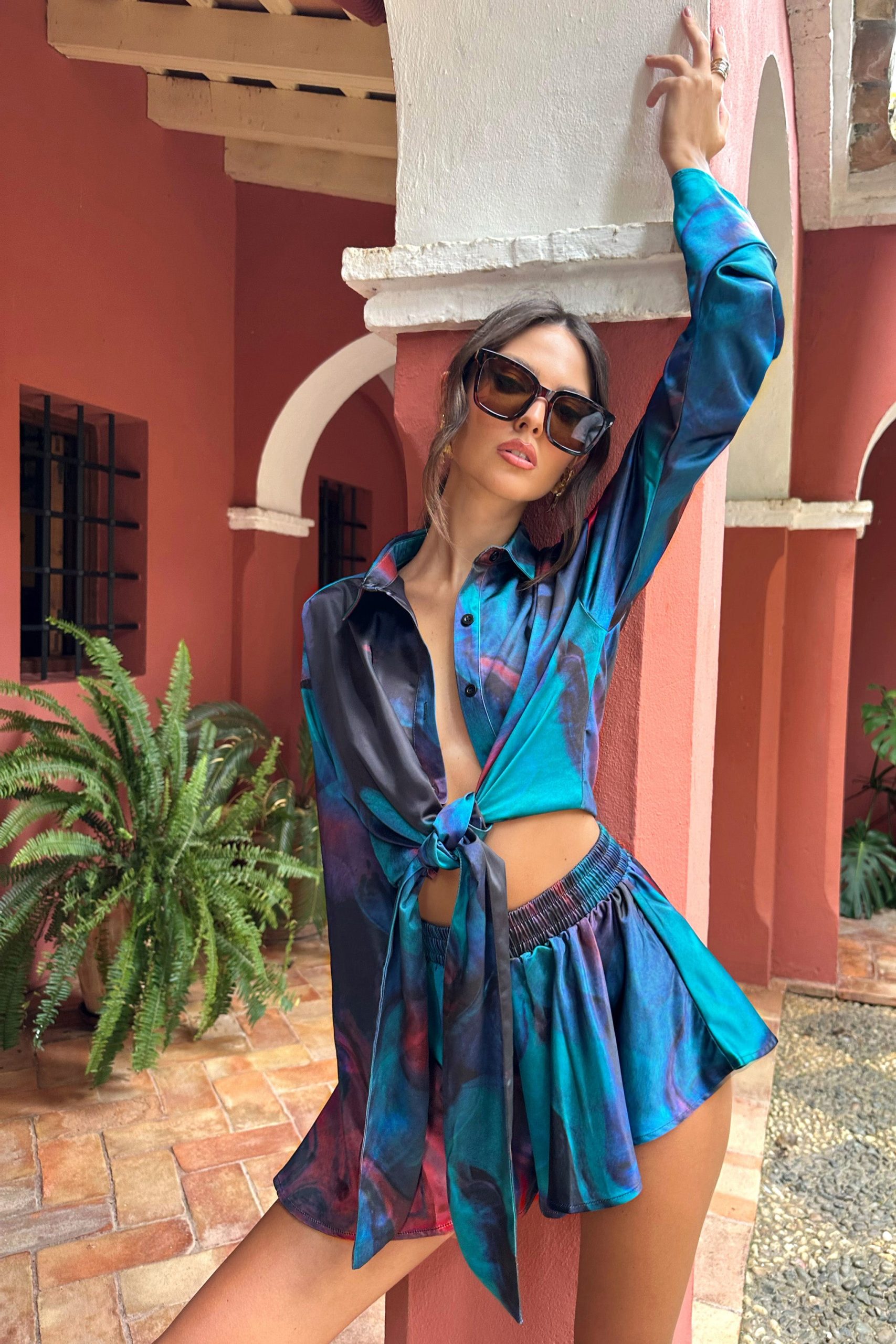 Marisela | Blue Print Satin Flared Sleeve Cropped Shirt